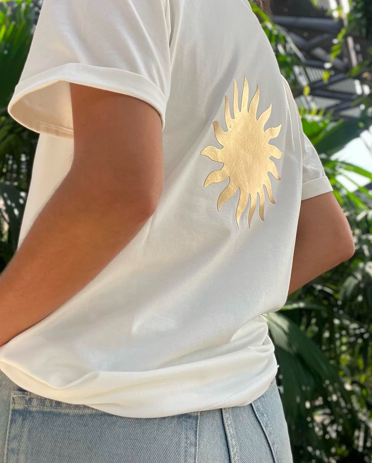 Camiseta del sol grande