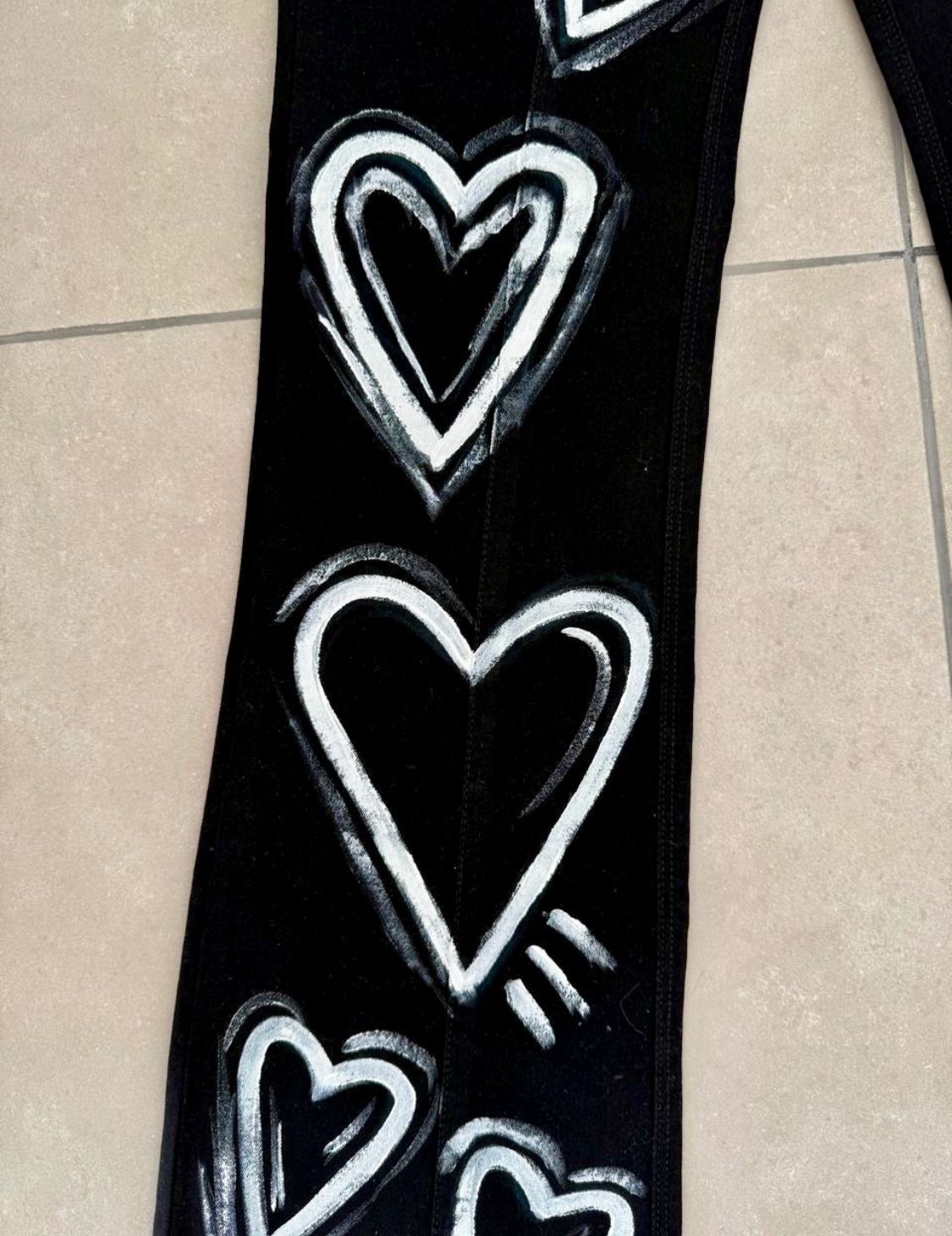 JEAN PINTADO CORAZONES