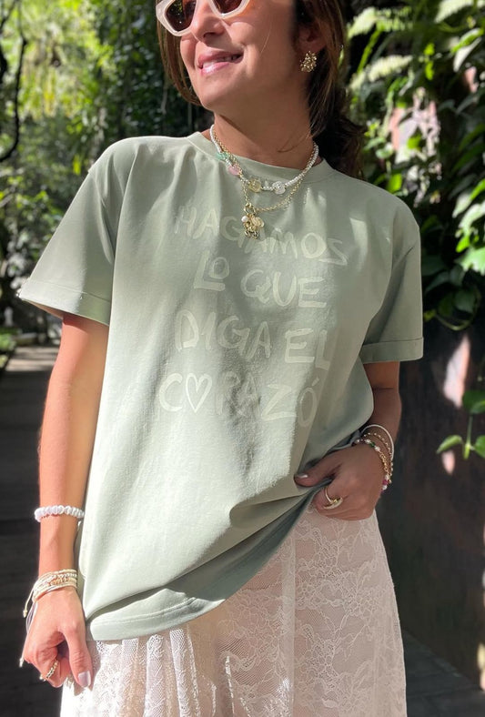 CAMISETA HAGAMOS LO QUE DIGA EL CORAZÓN