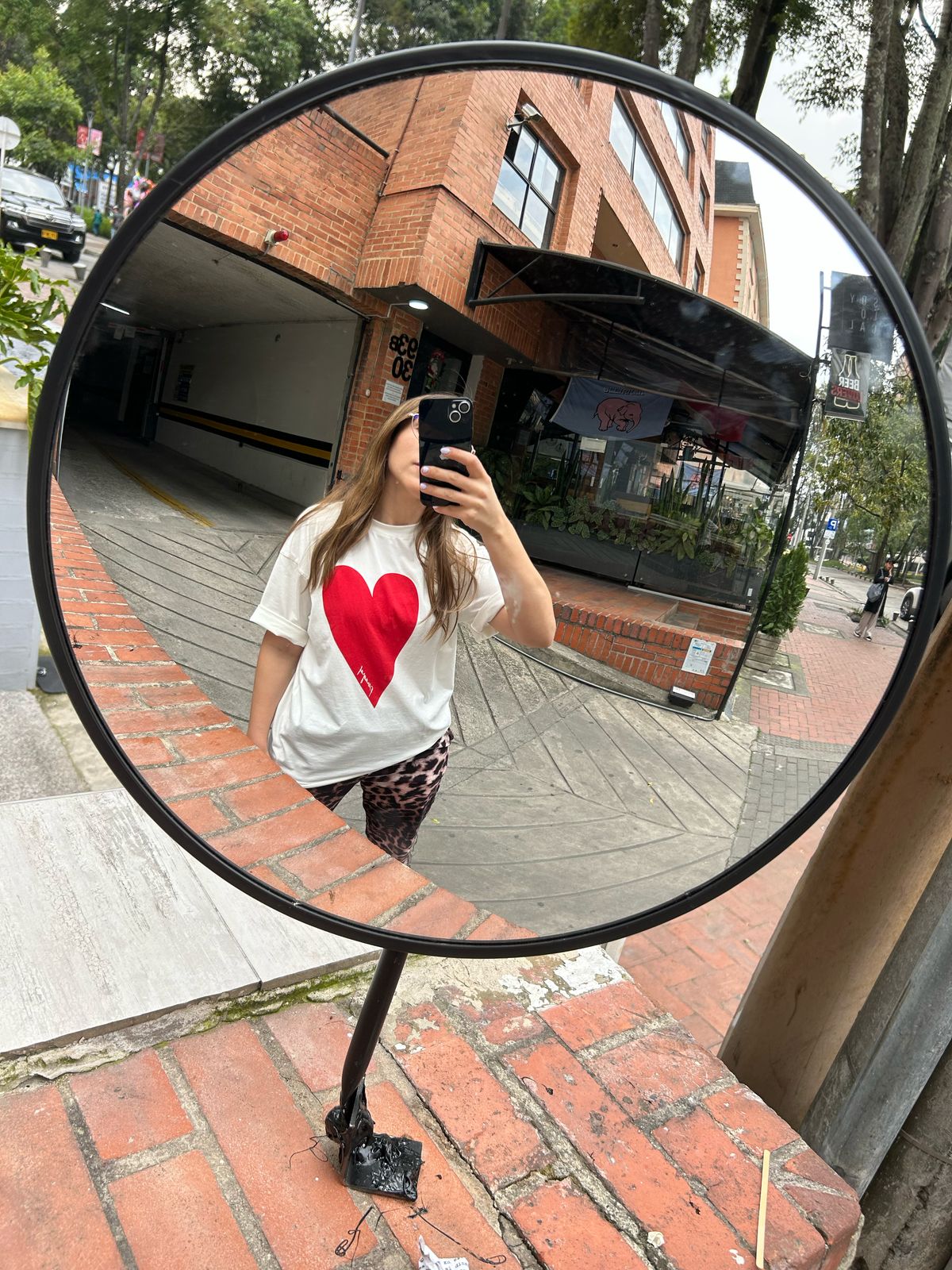 camiseta corazón grande